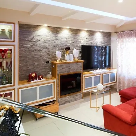 Nadia לינה וארוחת בוקר 3*